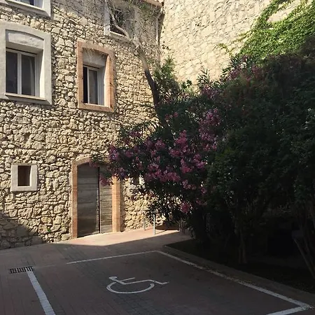 Hôtel-résidence Andemar Hotel 4*